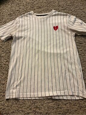 White Pinstripe men' Tee with Red Heart Accent